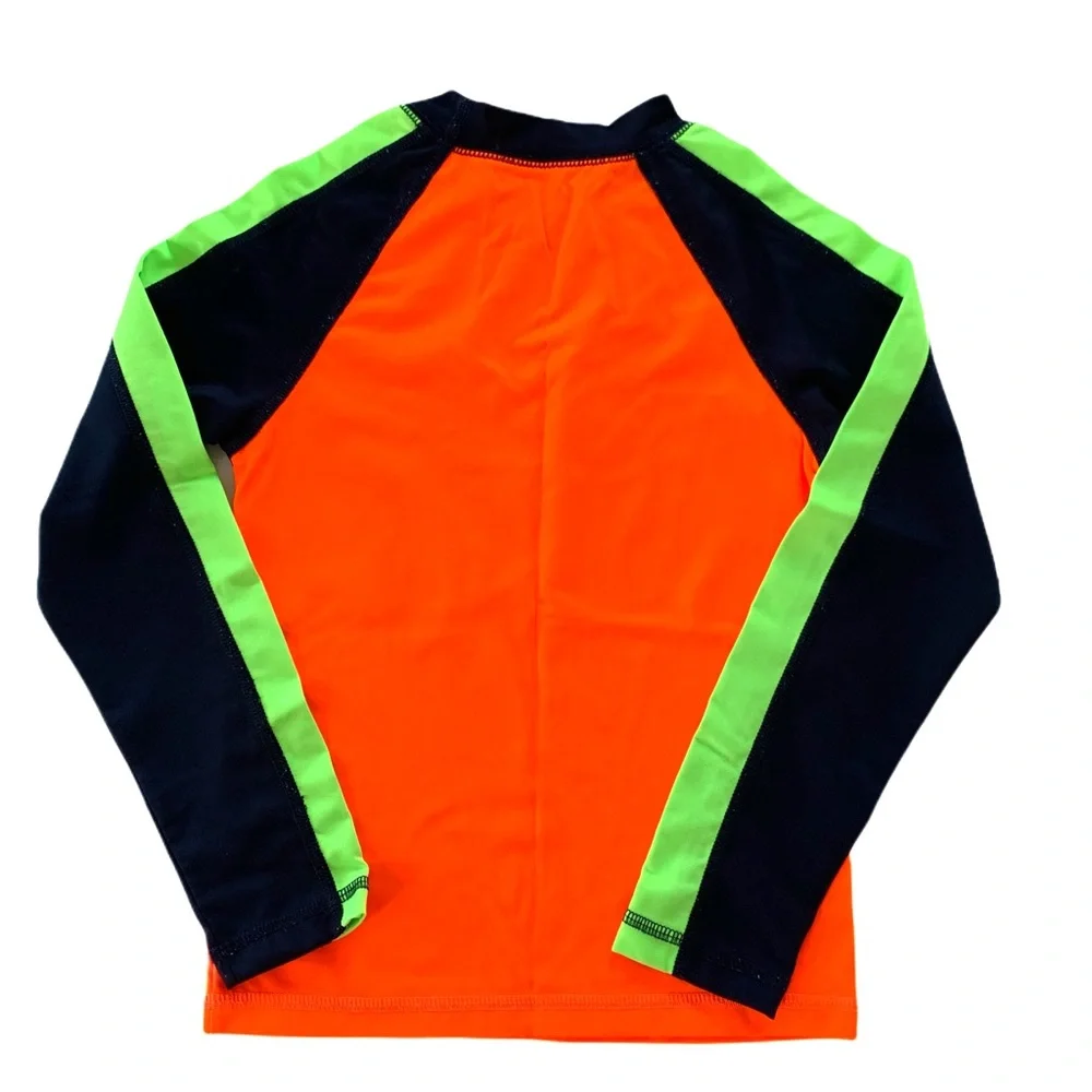 The Children’s Place Long Sleeve Rashguard. S